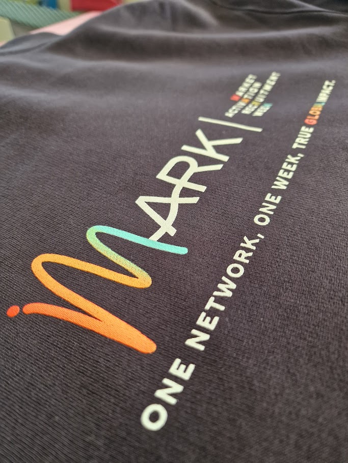 felpa mark gradiente di colore in serigrafia